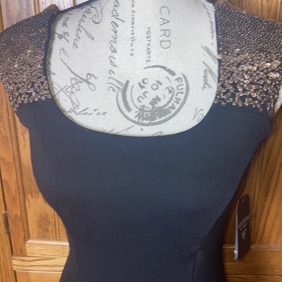 Guess dress - Picture 2 of 11